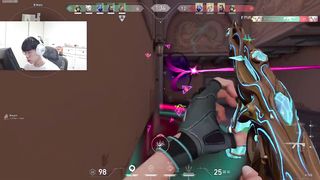 T1 gumayosi show move in valorant