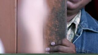Yuli sampai ngakak banget lihat tisna yang ketakutan