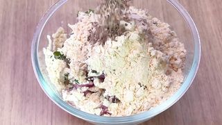 Bread onion pakoda