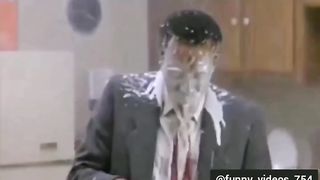 Tag karo jinki kismat aisi hai- Funny memes..