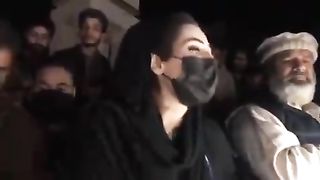 Breaking News | Police shelling in Attock | Iman Tahir Sadiq seriously injured | Humtez tv