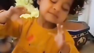 Kids dancing
