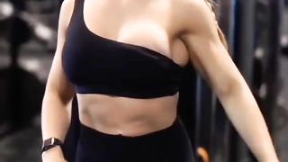 Beautiful Gym Girl