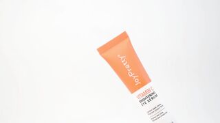 Anti Dark Circle Eye Cream Eye Bags VC Whitening Lightening Cream Wrinkle Removal Serum Eyes Firming Skin Care Beauty Joy Pretty