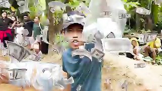 Its play time with everyone golds