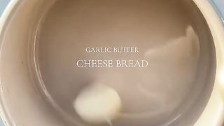 Garlic Butter Cheese Bread