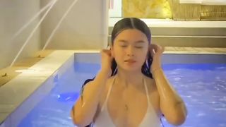 tiktok girl