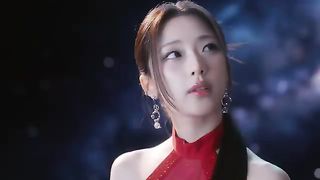 BABYMONSTER - 'Stuck In The Middle' M/V