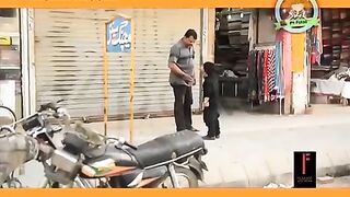 kodu_Kisko_Bola_Bay_Angry_Prank_By_Rizwan_Chotu_#P4pakao
