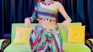 Dekhi kisi ne Asi Dancer