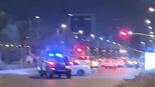 OMG... Police chasing car.