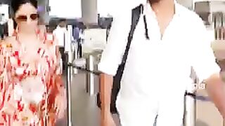 Hum bohot late ho gaye hai,"???? says Katrina Kaif as she and hubby Vicky Kaushal