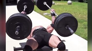 MOMENTS of people being awesome