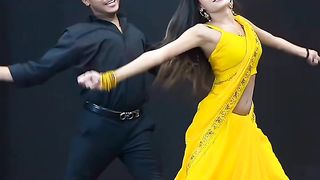 Chunari Chunari ???????? @Nrityaperformance #Shortsdancevideo #Snehu & Rishabh #CoupleDance