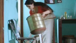 അപ്പൊ അച്ഛനും പാലുകുടി മാറിയിട്ടില്ലല്ലേ - Swetha Menon Movie #shorts