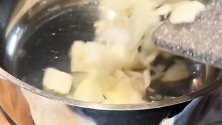 Delicious & delicious food to enjoy