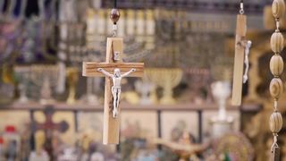 "Divine Jerusalem: Tracing the Threads of History and Faith"