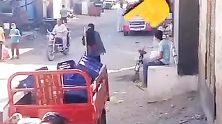 أحرص على أولادك