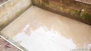 Angkat lumpur pasca panen itu harus, lalu jemur dasar kolam selama 2 hari❗Kolam TANAH semi BETON 3X4