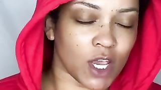 She looks like Rihanna