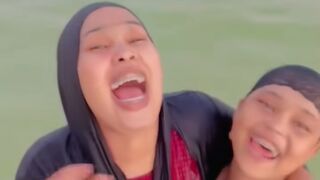Laba gabar liido lagu dabsarayo ????????