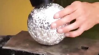 تحويل شعار سيارة مرسيدس إلى غطاء حماية هاتف سهل