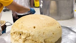 Making cake 14