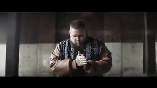 Rag_n_Bone_Man_-_Human__Official_Video_(360p).