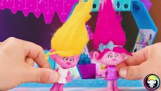 Poppy Helps Branch with his BroZone Better Place Performance- TROLLS BAND TOGETHER