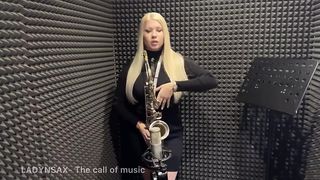 LADYNSAX -The call of music