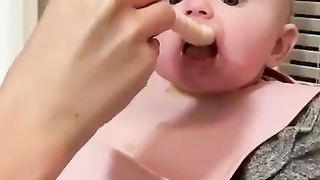 When babies are hungry, they're so cute and funny