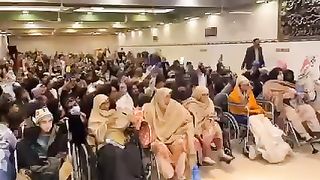 پس ثابت ہوا کہ بوٹ بڑے بڑوں کا علاج ہے