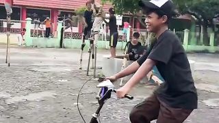 Long Legs and Bycycle hahaha |WOW|