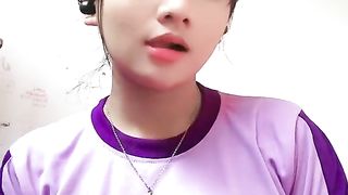 Beautiful Women Dancing 17