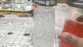 Reviewing Gatorade flavors 1- White lighting and tropical fruit