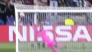 Messi cheats when taking free kicks