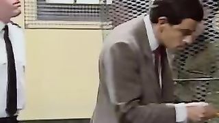 capture burglar for Mr Bean????????