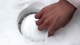 Using bowl to make a very round snow ball