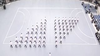 Así es el Shuudan Koudou, el deporte de caminar sincronizado en Japón