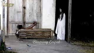 funny scary pranks video at night 1