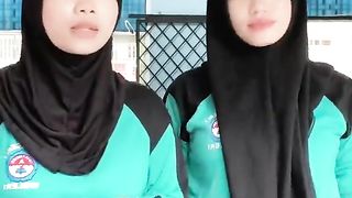 Beautiful Women Dancing 23