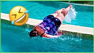 Best Funny Videos ???? - People Being Idiots / ???? Try Not To Laugh - BY Funny Dog ????️ # 7