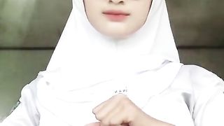 Charm of Beautiful Women 4