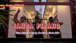 JANDA PIRANG - Tian Storm x Hady Boven x Ever Slkr (Distan)