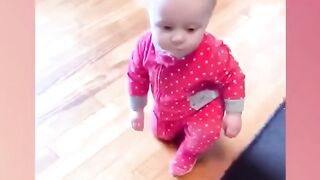 MOST Adorable Babies Crawling For The First Time