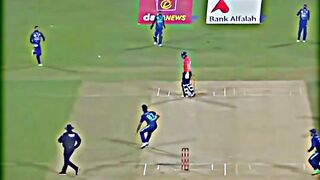 Shadab Khan Scored A Brilliant Run Out #shorts #viralshorts #pakvseng