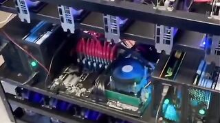 Rig de minería con Gpu. #pcgamer #informatica #antminer #criptomineria #whatsminer #bitcoinpy #blockchain #avalonminer