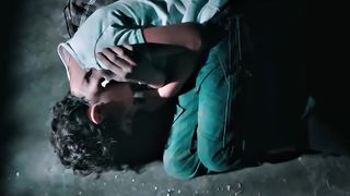 Itna_Kyu_Sata_Rahe_Ho
