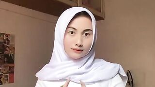 Charm of Beautiful Women 13