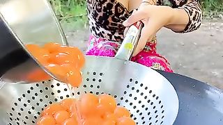 Cooking Egg Fried Rice Viral Video. Must Watch.